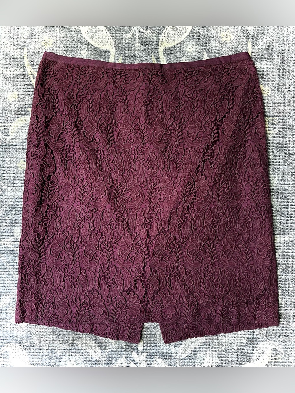 Talbots Burgundy Lace Pencil Skirt Floral Pattern Lined Sz 16